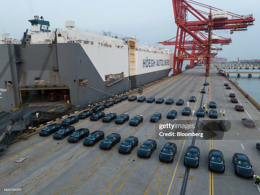 China's Geely Makes First Shipment of Zeekr EVs to Europe