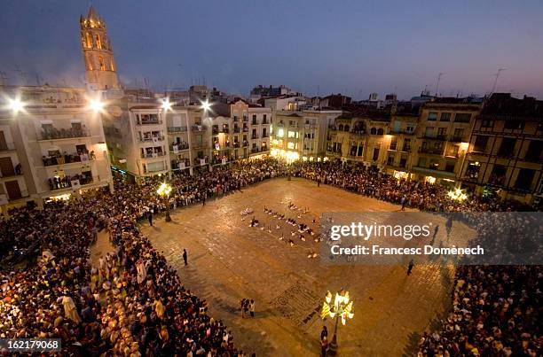 reus fa festa - reus spain stock pictures, royalty-free photos & images