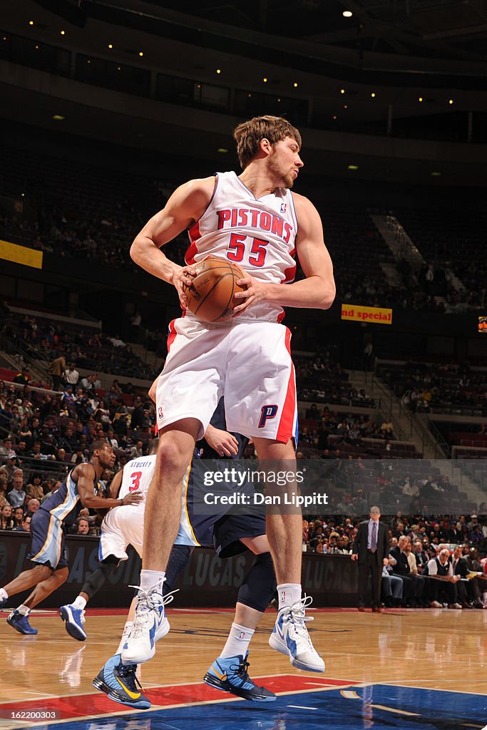 Memphis Grizzlies v Detroit Pistons