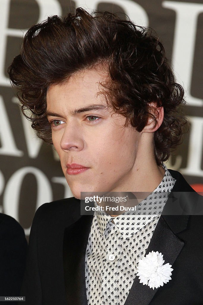 Brit Awards 2013 - Red Carpet Arrivals