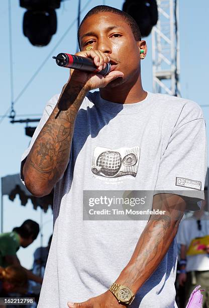 906 Pharrell 2003 Photos & High Res Pictures - Getty Images