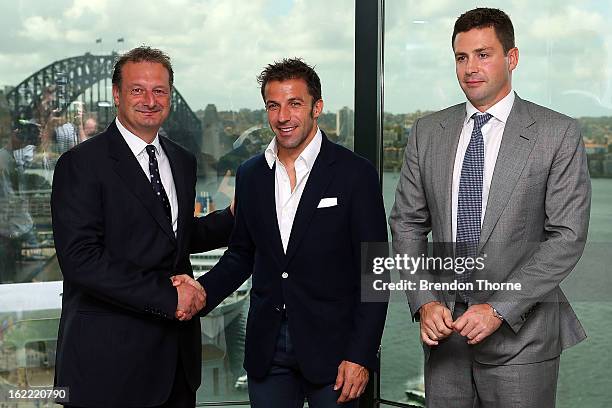 Alessandro Del Piero poses with Sydney FC CEO, Tony Pignata and Sydney FC Chairman, Scott Barlow during an A-League press conference at Gateway...