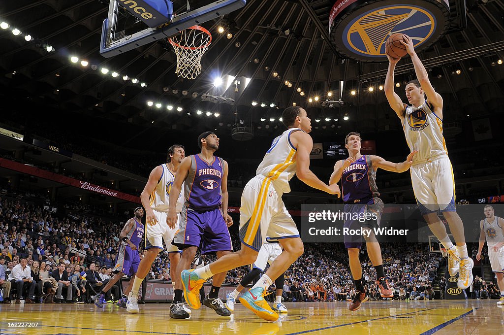 Phoenix Suns v Golden State Warriors