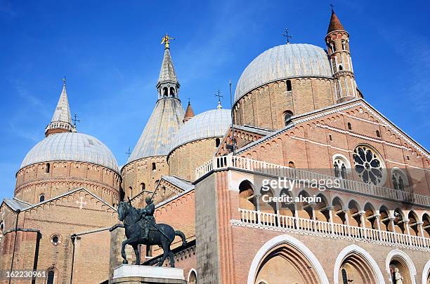 basilica di st. anthony, padova, italia - basilica foto e immagini stock