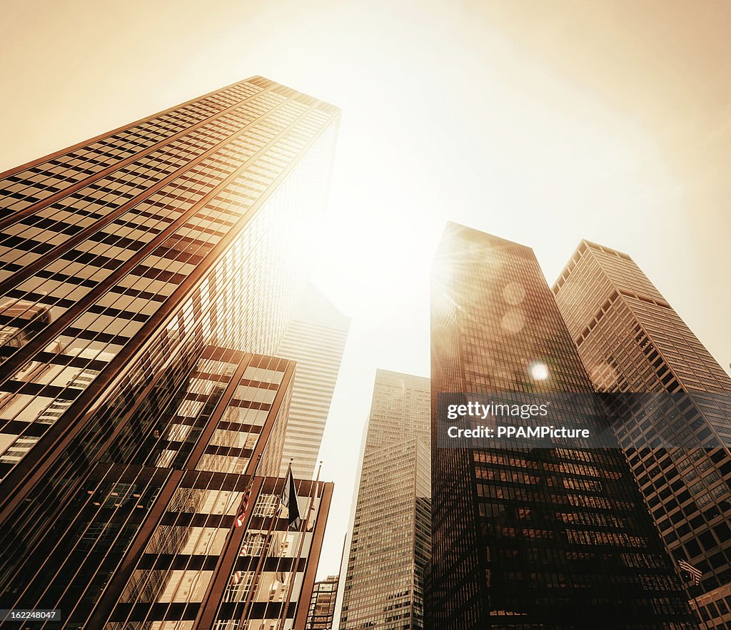 Büro skysraper in der Sonne