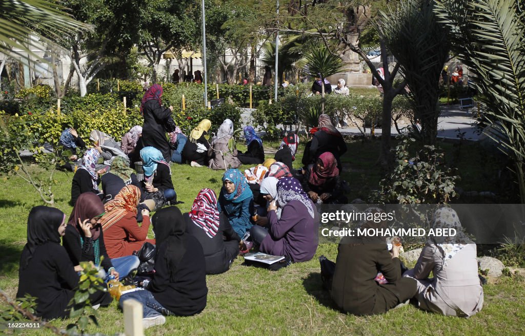 PALESTINIAN-SOCIAL-DRESSCODE