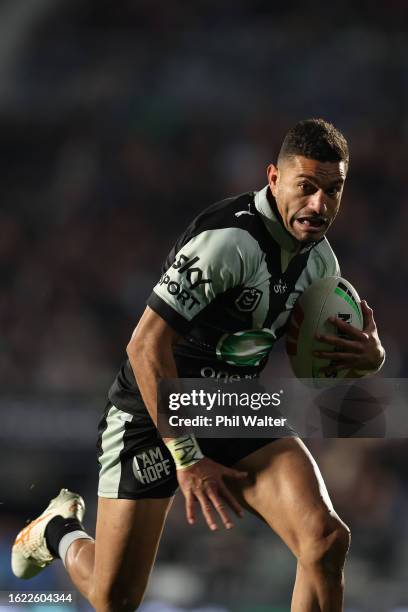 Marcelo Montoya of the Warriors during the round 25 NRL match between New Zealand Warriors and Manly Sea Eagles at Mt Smart Stadium on August 18,...