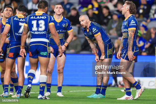 Eels look on after defeat during the round 25 NRL match between Parramatta Eels and Sydney Roosters at CommBank Stadium on August 18, 2023 in Sydney,...