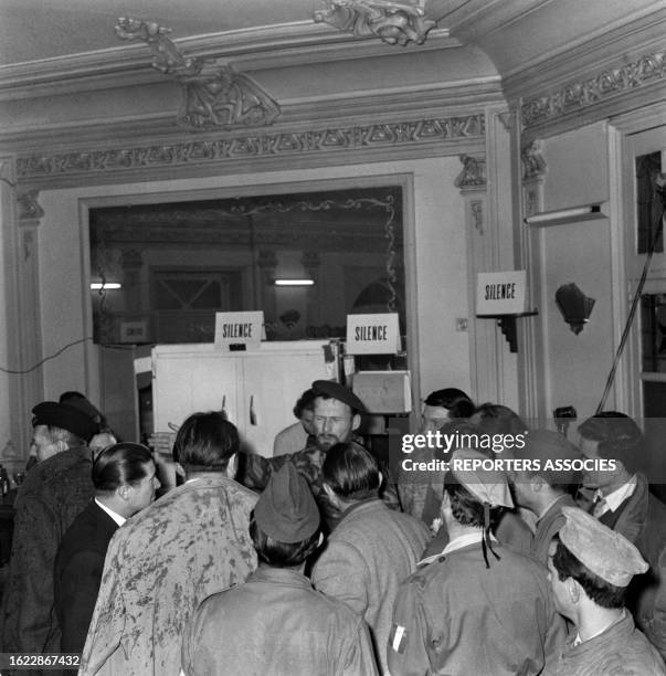 Discours de Pierre Lagaillarde pendant la semaine des barricades à Alger, en janvier 1960.