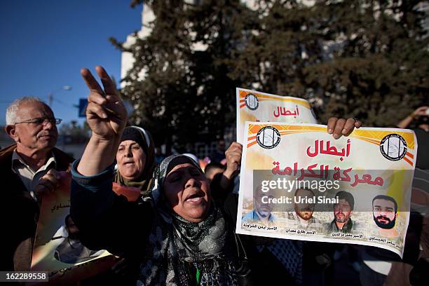 Supporters of Samer al-Issawi, a Palestinian prisoner on a hunger strike, demonstrate outside the Magistrate's Court on February 21, 2013 in...