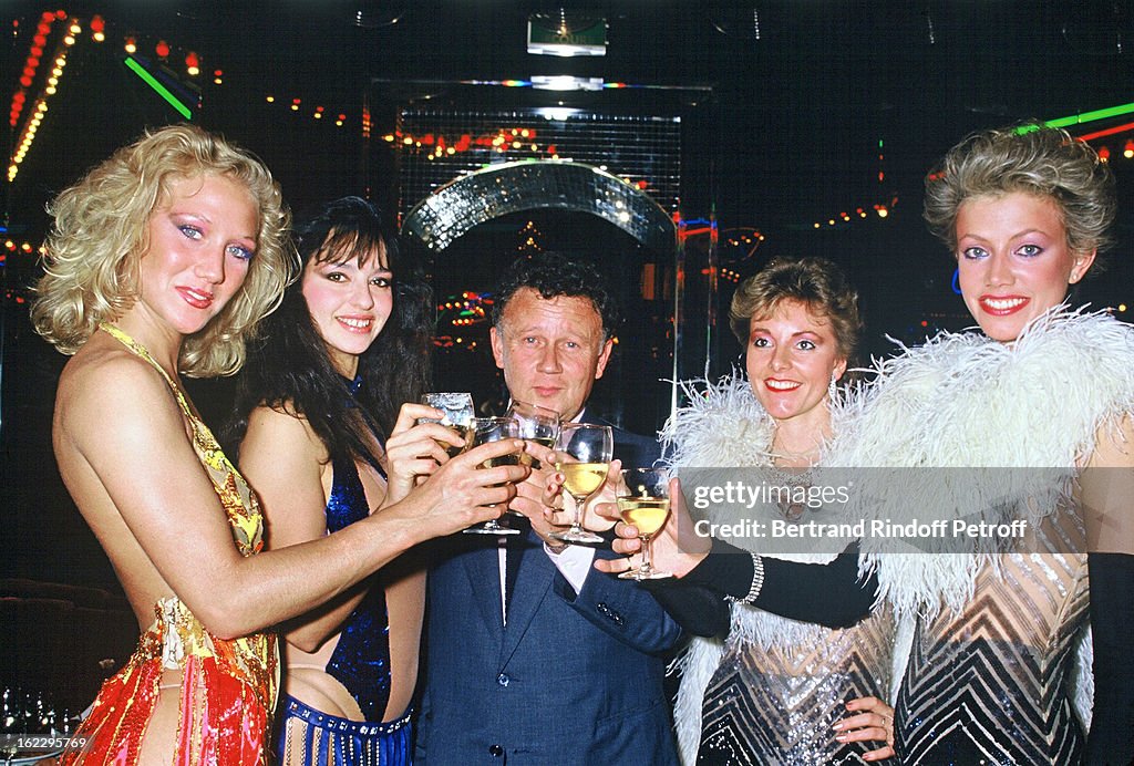 New Year's Eve Party at "L'Elysee Matignon," 1985