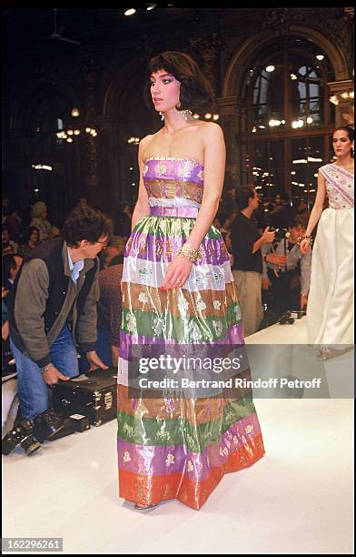 Hubert De Givenchy 1987 Haute Couture Spring/Summer collection in Paris.