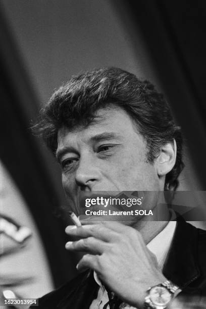 Portrait de Johnny Hallyday, le 1er novembre 1983.