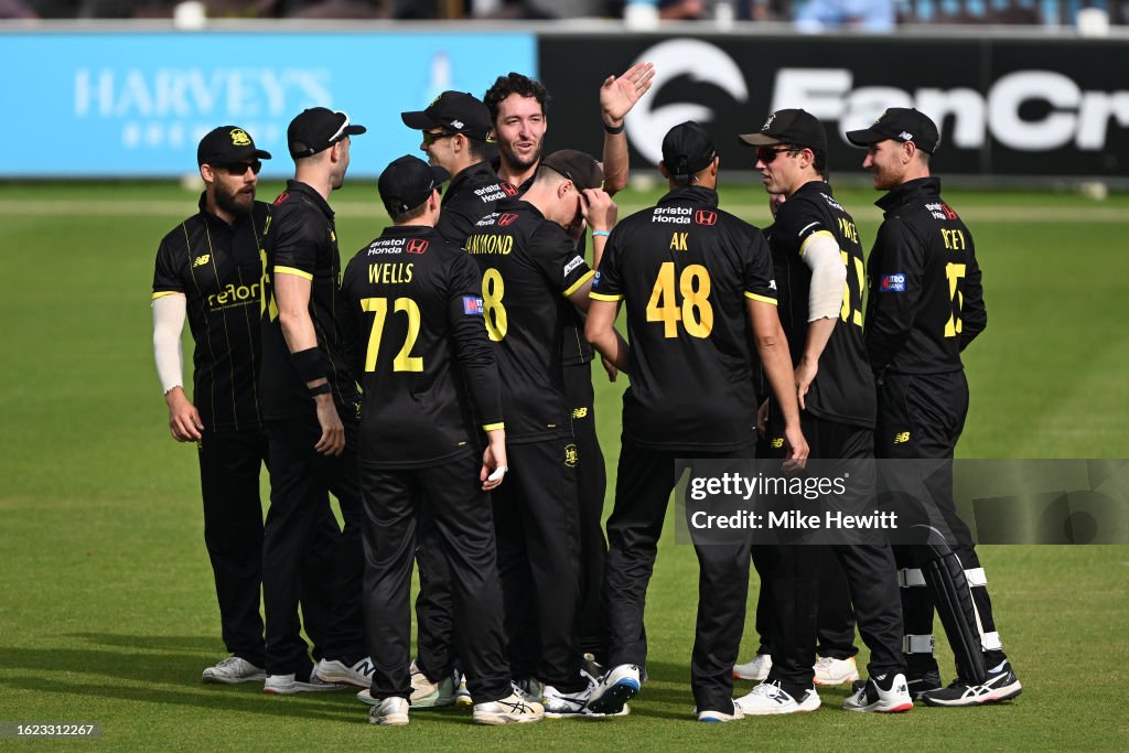 Sussex Sharks v Gloucestershire - Metro Bank One Day Cup