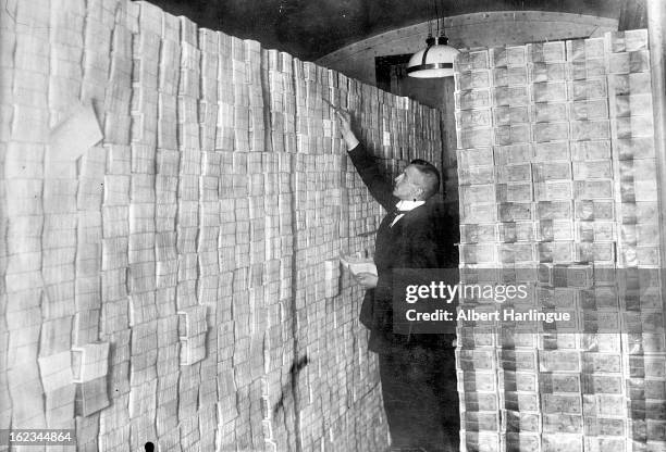 Basement of a bank full of banknotes, at the time of the Mark devaluation, during the economic crisis, Weimar Republic , 1923.