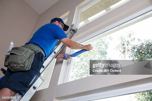 window cleaning - window cleaning stock pictures, royalty-free photos & images