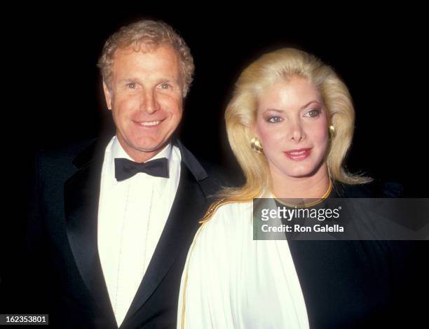 Actor Wayne Rogers and date Amy Hirsh attend the "History of Hollywood" Costume Exhibition on December 3, 1987 at Natural History Museum of Los...