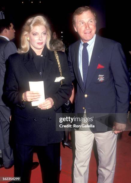 Actor Wayne Rogers and wife Amy Hirsh attend the "Rush" Hollywood Premiere on December 18, 1991 at Hollywood Galaxy Theatre in Hollywood, California.