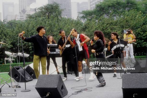 Lisa Lisa & The Cult Jam Photos and Premium High Res Pictures - Getty