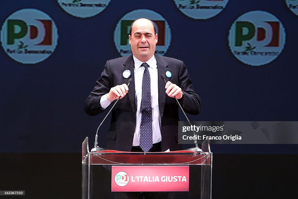 Pier Luigi Bersani Holds Final Campaign Rally