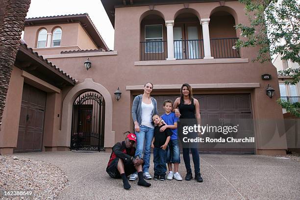 Coolio/Mark McGrath" - The wife and girlfriend of two of the biggest names in '90s music swap lives and homes for one week, on "Celebrity Wife Swap,"...