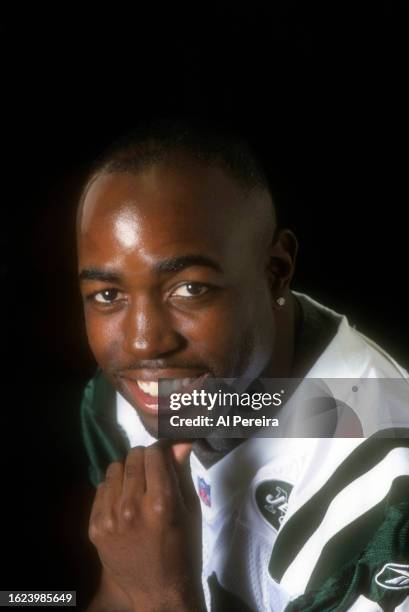 Cornerback Donnie Abraham of the New York Jets appears in a portrait taken on April 10, 2002 in Hempstead, New York.