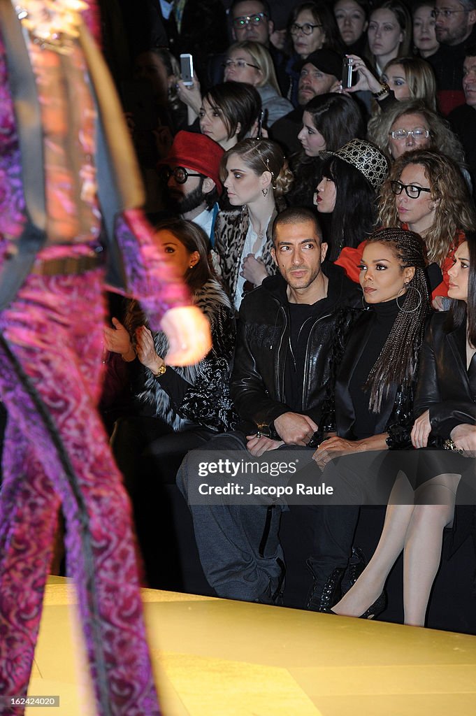 Roberto Cavalli - Front Row - MFW F/W 2013