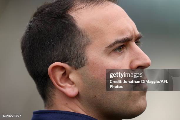 Rob Harding 35 Trevor Harding Stock Photos, High-Res Pictures, and Images - Getty ...