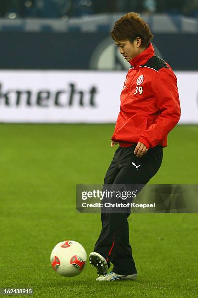 Genki Omae of Duesseldorf shoots the ball during the Bundesliga match between FC Schalke 04 and Fortuna Duesseldorf at Veltins-Arena on February 23,...