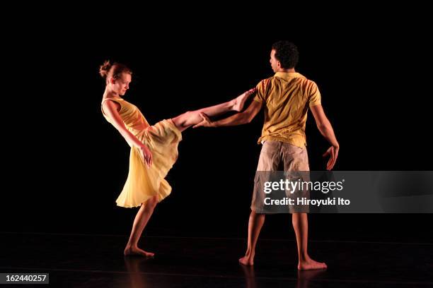 Molly Rappold 575 Molly Dancers Photos & High Res Pictures - Getty Images