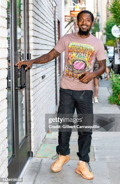 Tip Rapper Body 5,777 Ti (Rapper) Stock Photos, High-Res Pictures, and Images - Getty ...