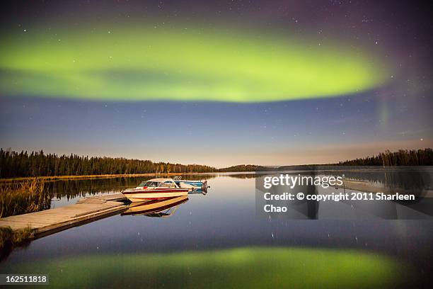 aurora donuts - yellowknife stock pictures, royalty-free photos & images