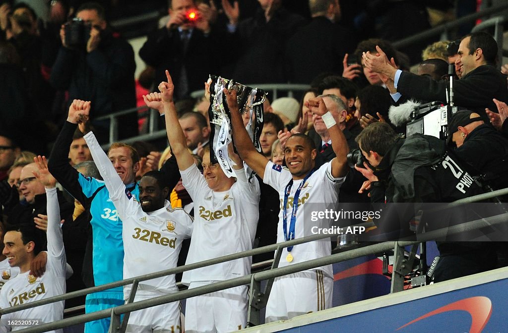 FBL-ENG-LCUP-BRADFORD-SWANSEA