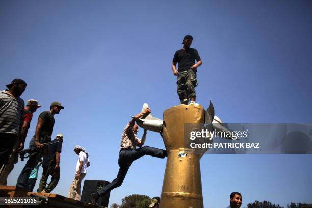 Aziziya 552 Bab Al Aziziya Compound Stock Photos, High-Res Pictures, and Images ...