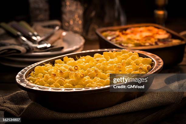 macaroni and cheese - macaroni and cheese stock pictures, royalty-free photos & images