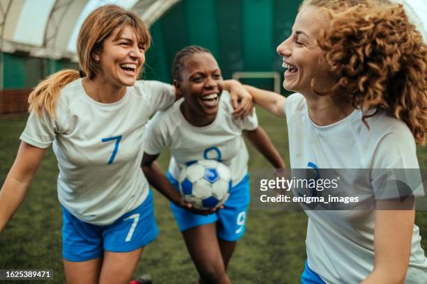 goal celebration - club soccer stock pictures, royalty-free photos & images