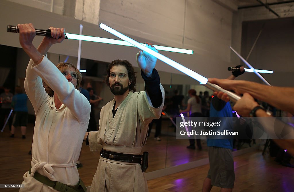 Star Wars Fans Train As Jedis In Lightsaber Class In San Francisco