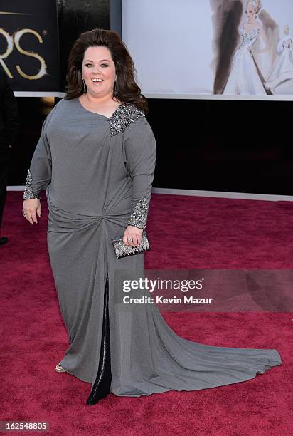 Actress Melissa McCarthy arrives at the Oscars held at Hollywood & Highland Center on February 24, 2013 in Hollywood, California.