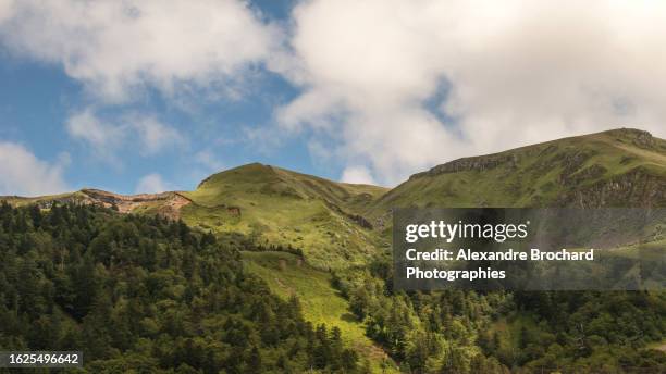 mont-dore viewpoint - massif central stock pictures, royalty-free photos & images