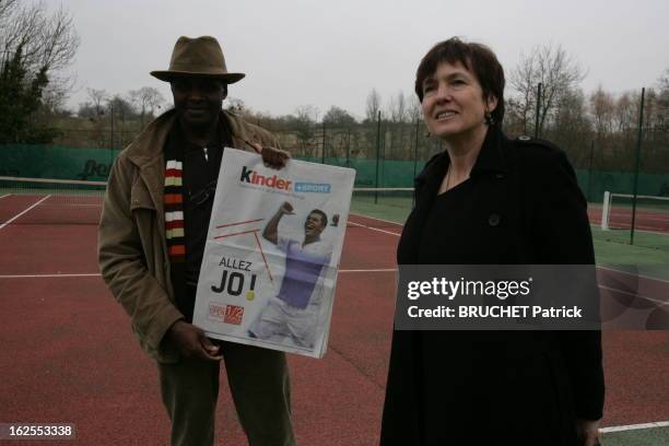 Parents Of Jo-Wilfried Tsonga At Coulaines Tennis Club. Coulaines , 24 janvier 2008 --- Le tennisman Jo-Wilfried TSONGA a évolué aux Jeunesses...