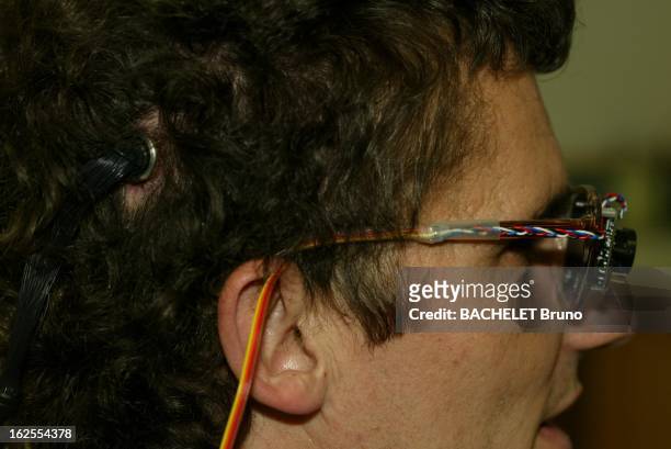 Back To Eyesight. L'invention du premier oeil électronique par le docteur William DOBELLE dont a bénéficié Jens, 39 ans, aveugle à l'âge de 20 ans à...