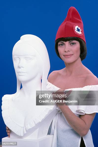Studio Picture Of Mireille Mathieu, The New Marianne. En France, en ...