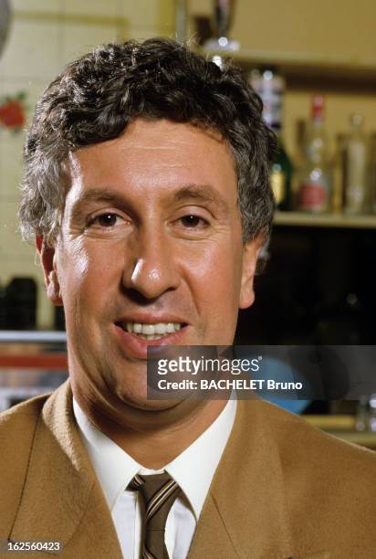 Cocoricocoboy Of Stephane Collaro. En France, à Paris, en décembre 1984, dans les studios de l'émission COCORICOCOBOY, portrait de Stéphane CALARO,...