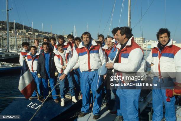 America'S Cup 1986. Port de Sète - 1985 - Lors de l'entrainement sur les voilier 'France III' et 'Freedom' par l'équipe des fançais en vue de l'...