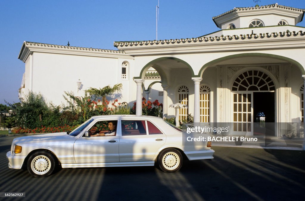 Monzer Rendezvous With Monzer Al-Kassar. Marbella - Août 1985 - Devant sa ...