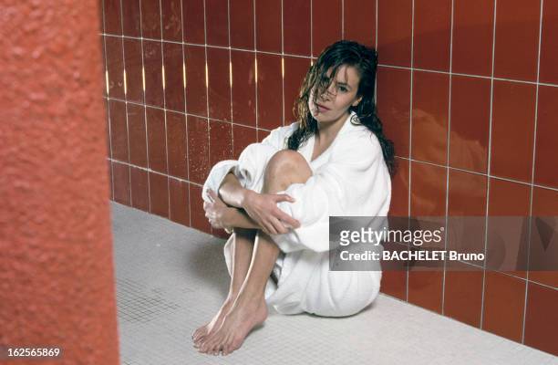 Rendezvous With Spanish Actress Ana Obregon At The Biotonus Private Hospital In Montreux. Suisse, Montreux - Novembre 1987 - L'actrice Ana OREGON à...