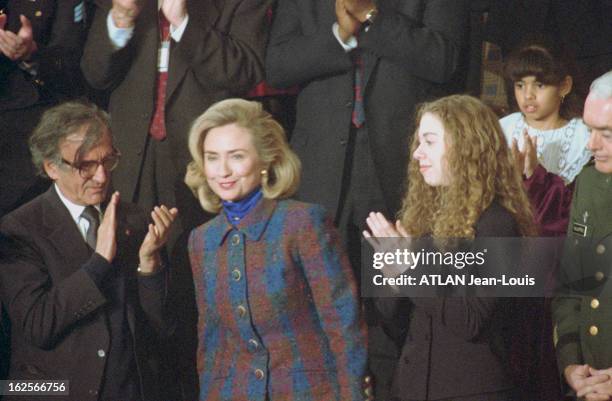 President Bill Clinton Delivers His Speech On The State Of The Union To The Congress And The Senate Gathered In Washington. Aux États-Unis, à...