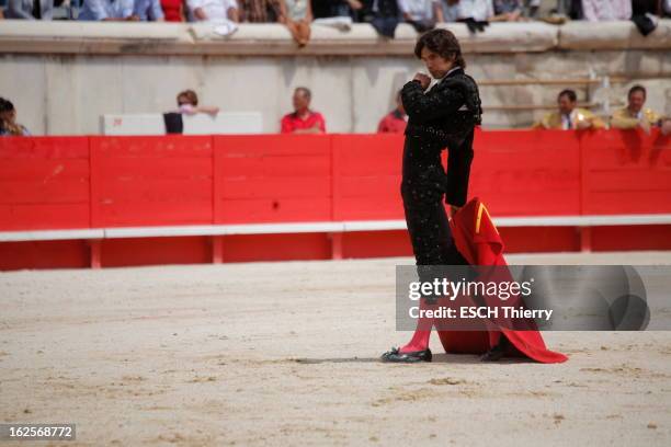 The Nimes Feria 2008 With Sebastien Castella. Féria de Nîmes - 10 mai 2008 --- Sébastien CASTELLA dans l'arène.