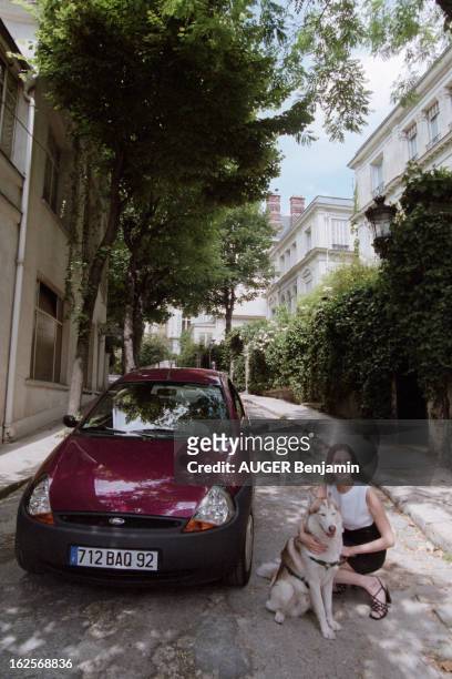Ford Ka. France, Paris, juin 1997, La Ford Ka est un modèle d'automobile produit par l'entreprise Ford et sortie en 1996. Ici vue de face, la voiture...