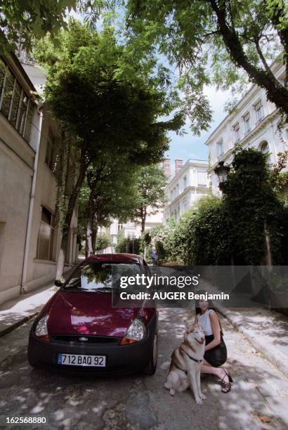 Ford Ka. France, Paris, juin 1997, La Ford Ka est un modèle d'automobile produit par l'entreprise Ford et sortie en 1996. Ici vue de face, la voiture...